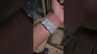 @HARLEMBLING Moissanite Flowerset Skeleton Watch Shine Test 🌟