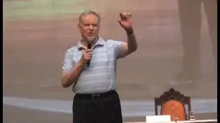 Jeffrey Archer on Indian Women
