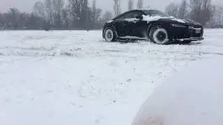 Audi TT mk3 230cv quattro stronic drifting on snow in Mantova