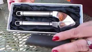 The Perfect Garlic Press. Stainless Steel Mincer