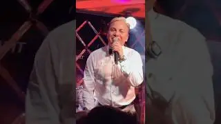 CRISTIAN CASTRO canta 