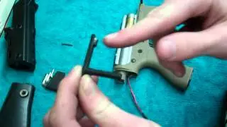 AIRSOFT TUTORIAL- How to disassemble an airsoft m4/m16