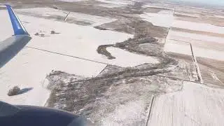 United Boeing 737-900 takeoff Denver (DEN) to Newark (EWR) RWY 8 12-4-2025