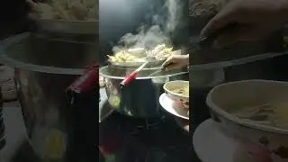 Famous Desi Chicken & Egg Soup of Bolten Market Karachi