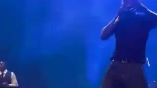 Akon Don't Matter LIVE@MECC