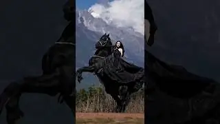 Bala Hatun&rsquo;s Epic Horse Ride ⚔️ | Warrior Queen in Action! 🐎🔥 #BalaHatun #KuruluşOsman #Shorts
