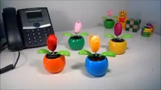 Solar Dancing Flower - Tulip | OfficePlayground.com