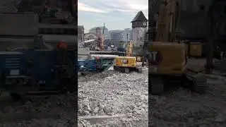 Abriss der Elsenbr&uuml;cke in Berlin Treptow Abbrucharbeiten Br&uuml;ckenbau R&uuml;ckbau Spree