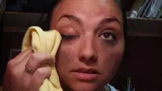How to use - BEST eye makeup remover in the WHOLE world -