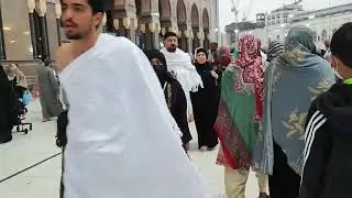 Time lapse walking from our hotel to Masjid Haram