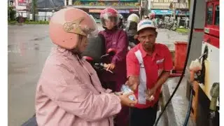 SPBU Sodong Kecamatan Saketi Kab.Pandeglang Gelar Jumat Berkah Berbagi Air Mineral 