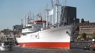 Große Einlaufparade zum 827. Hafengeburtstag Hamburg 2016