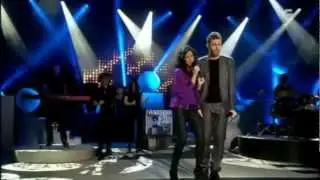 Lucía Pérez y Sergio Zearreta - Corpiño xeitoso - 