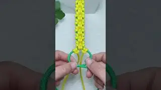 Instructions for tying a simple and beautiful yellow apricot blossom bracelet #diy #bracelet