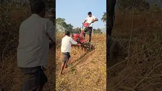 video bana raha hai kiya 🌾🌱💪#shortsviral #khetibadi #villagelife #village #tractorvideo #tractor