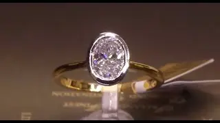 #102313 | T1.00ct | LG Oval Solitaire Bezel Set | 18ct Yellow Gold