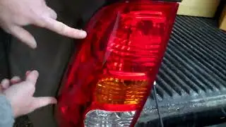 How To Change Rear Lights on Toyota Hilux Mk6 / Vigo Pickup Taillights.