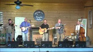 Lonesome River Band - It's a Long Road on a Trip T