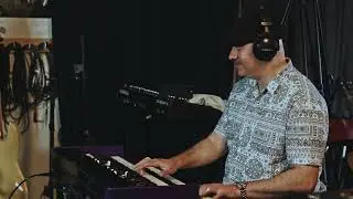 Brian Charette and Daniel &Scaron;oltis play Charette's 