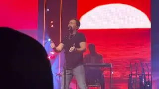 “Fall Of Summer” & “The Boys Of Sunmer by Scotty McCreery @ Warner Theatre