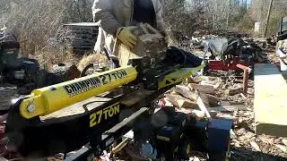 splitting maple round and an oak round on the champion 27 ton log splitter!