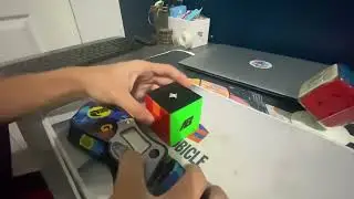 2.03 WB ao12 square 1 opposite parity execution (1.95 ao5 WB with counting 2.25)