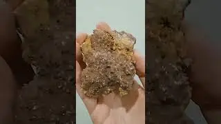#mineral #minerals #crystals #mineralporn #geology #crystal #rockhound #fineminerals #raregems #rich