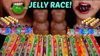 ASMR CHOCOLATE JELLY RACE! Big crunchy Lindt chocolate, Viral fruit popping jelly 먹방