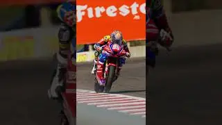 Hayden Gillim wheelies on his Honda CBR1000RR-R SP #motorcycle