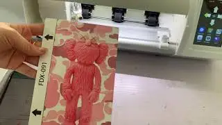 film cutting machine which can be controlled by phonecut app on mobile phone