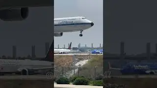 Lufthansa 747 Retro Livery Landing #aviation #planespotting #planelanding #lufthansa #747 #lax