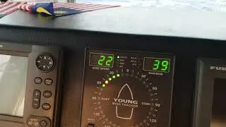 Fast crew boat