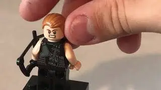 Review of LEGO's 2012 Hawkeye With Equipment (30165)