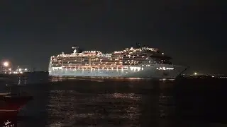 MSC Fantasia saindo do Rio de Janeiro 31/12/2025 - Cruzeiro de Réveillon 