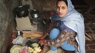 Indian Village Winter Rainy Day Special - ब्रेड पकोड़े - Desi Indian Life