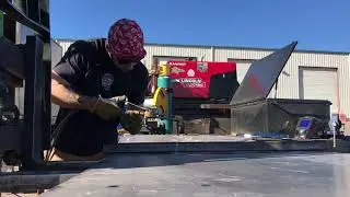Torch cutting 1/8&rdquo; steel