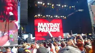 and i hope this makes you happy nowww @MaydayParade