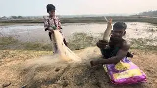 Best Net Fishing Video - Traditional Catching Fish in The River 