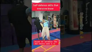 Simple moves strong defense, 💪😱 #fightsmart #SelfDefense