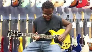 Playing a used 2016 Gibson 1960 Les Paul Special Reissue at Guitar Center in Las Vegas, NV (Part 2)
