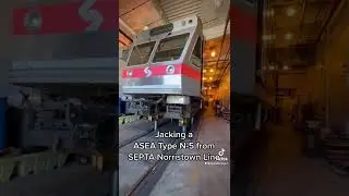 How high you want it? #septa #septatrain #lightrail #railfan
