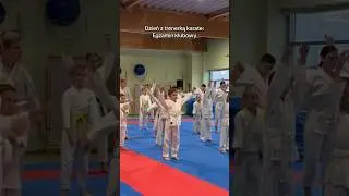 Dzień z trenerką karate: egzamin klubowy  na stopnie uczniowskie #karate#egzamin#vlog