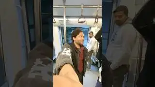 Metro me public ka reaction 😳🤪||#youtube ||#shorts ❤️