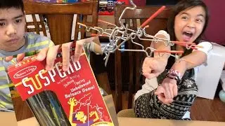 Melissa & Doug Suspend Family Game