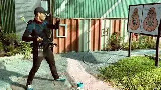 Both hands Shuriken throwing.