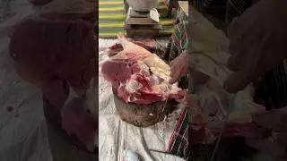 Cow's sirloin meat processing skills.
