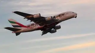 Emirates A380 A6-EEQ