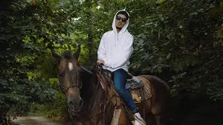Mido - Party (Prod.  Parix Hilton) | ESSE MAGAZINE