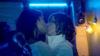 Emilie Marsh ○ J'EMBRASSE LE PREMIER SOIR ○ Clip Officiel