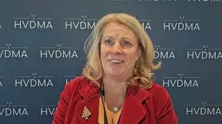 Хайди Тибодо из Wiland получает премию HVDMA Роберта Сойера на праздничном обеде в Коннектикуте